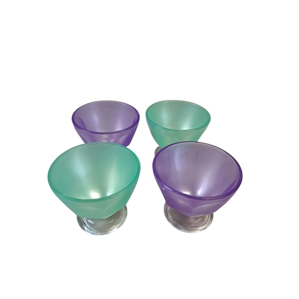 Set of 4 Pier 1 Imports Plastic Geen And Purple‎ Dessert Fruit Bowl Cups